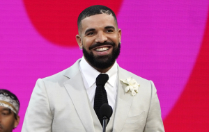 O Drake σαρώνει τα αμερικανικά charts: To ιστορικό ρεκόρ στο Billboard 200