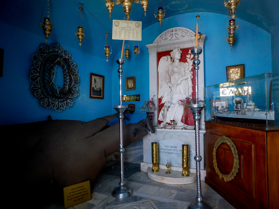 Εορτολόγιο: Ποιοι γιορτάζουν σήμερα 15 Αυγούστου