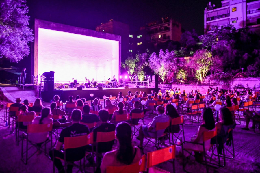 Ο ιστορικός θερινός κινηματογράφος ΑΒ στα Άνω Πατήσια ανοίγει ξανά