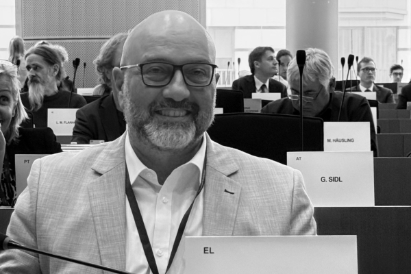 Αρναούτογλου σε Χάνσεν: Στηρίξτε τους Έλληνες κτηνοτρόφους, η κυβέρνηση τους άφησε στο χείλος του γκρεμού (Βίντεο).