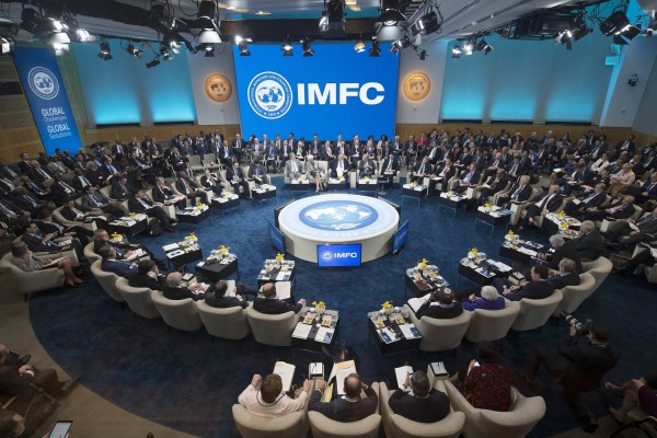 ΔΝΤ: Θα χρειαστούν 20 χρόνια για να «διορθωθεί» η ζημιά στην Ελλάδα