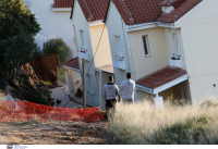 Εγκαταλείπουν τα σπίτια τους στον Νέο Βουτζά μετά την καθίζηση οι κάτοικοι