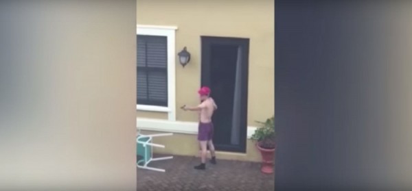 Μακελειό Φλόριντα: Με εντατικότερους ελέγχους ποινικών μητρώων απαντά ο Τραμπ