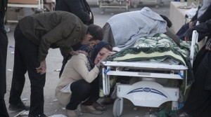 Θρήνος στο Ιράν: Στους 415 οι νεκροί από τον νέο σεισμό των 7,3 Ρίχτερ
