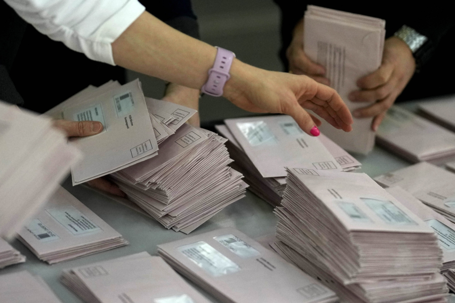 Εκλογές Γερμανία: Αυξημένη η συμμετοχή, στις 19:00 τα exit polls