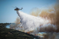 Πυροσβεστική: Βαριά πρόστιμα για δύο φωτιές από ρίψη τσιγάρου σε Σέρρες και Θεσπρωτία