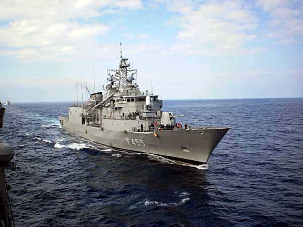 Παράλληλες στρατιωτικές ασκήσεις στήνουν σκηνικό έντασης στο Αιγαίο