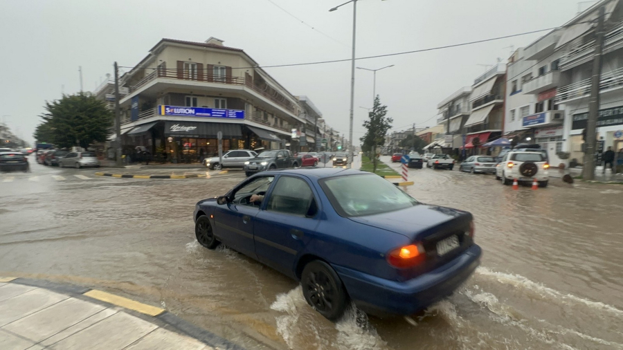 Έκτακτο από την ΕΜΥ για την κακοκαιρία με καταιγίδες, χαλάζι και κεραυνούς