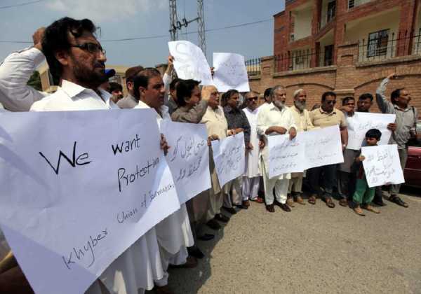 Πακιστάν: Επίθεση αυτοκτονίας σε νοσοκομείο με τουλάχιστον 93 νεκρούς