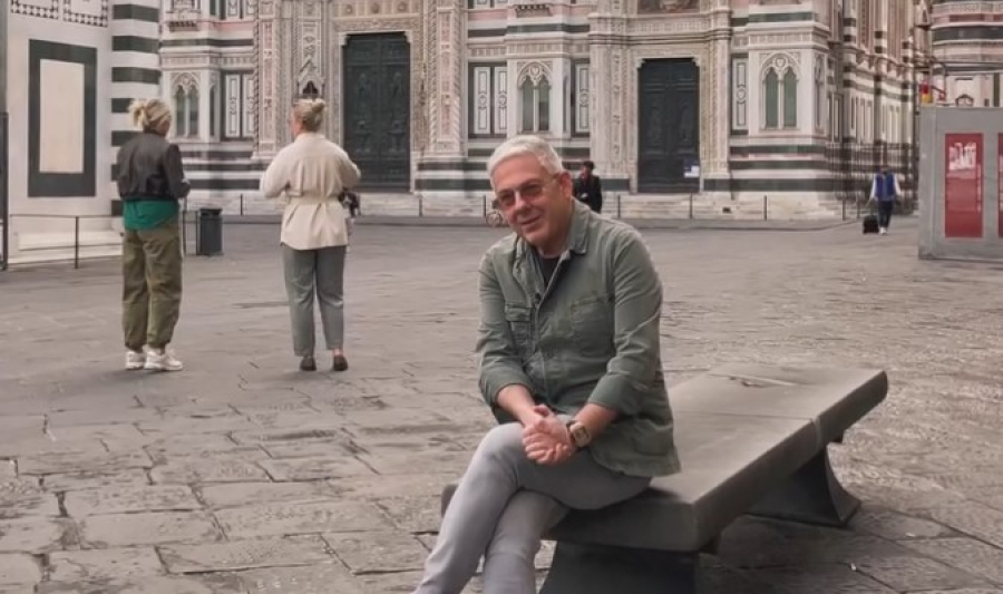 Τάσος Δούσης: «Αν ήμουν ομοφυλόφιλος θα το έλεγα μόνος μου, η γυναίκα μου στεναχωριέται»