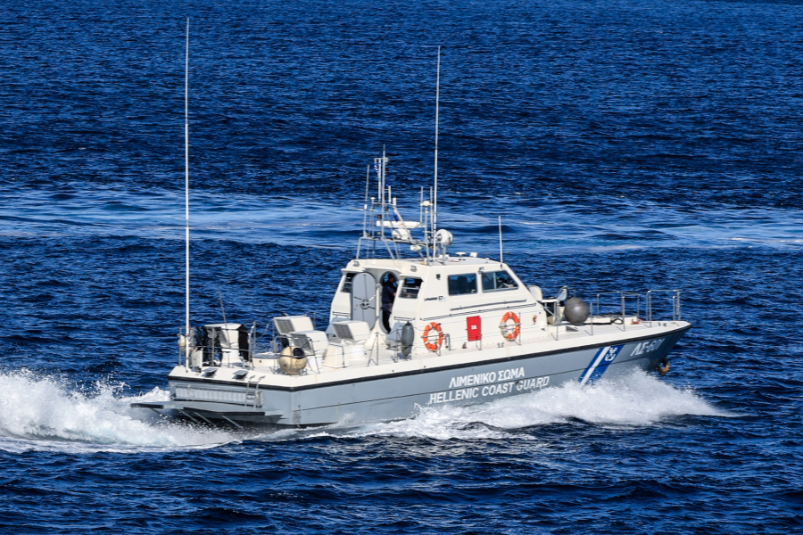 Ρόδος: Ανατράπηκε ταχύπλοο μετά από καταδίωξη - Δύο νεκροί μετανάστες, τρεις συλλήψεις για διακίνηση