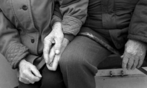 Η ιστορία του ζευγαριού από τη Φθιώτιδα που «ραγίζει» καρδιές