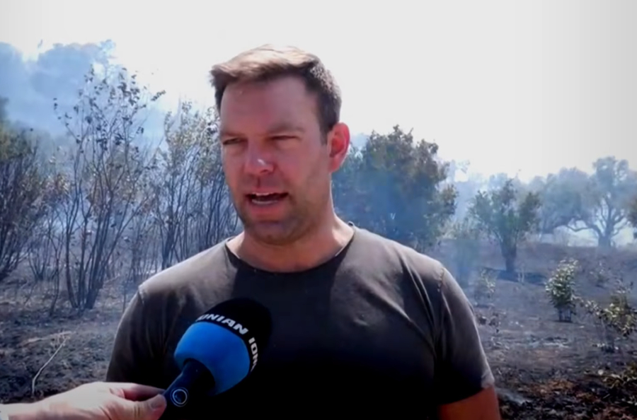 Κασσελάκης: Πελετίδης, πυροσβέστες, εθελοντές ήταν στη φωτιά - Γιατί δεν πήγαν οι υπουργοί και ο Μητσοτάκης;