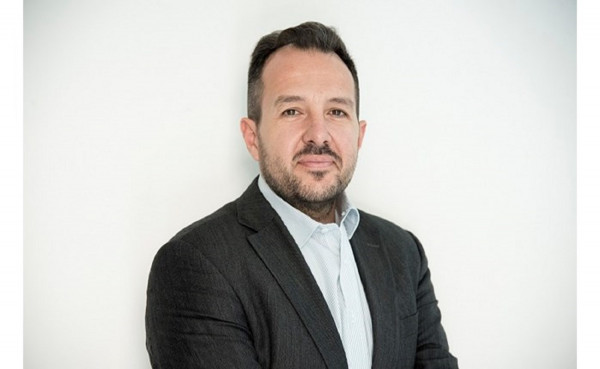 Παπαστράτος: Νέο Τμήμα και Γενικός Διευθυντής Επικοινωνίας