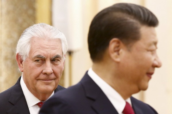 Αποχαιρετισμός Τίλερσον με &quot;καρφιά&quot; γιά Βόρεια Κορέα και Μόσχα