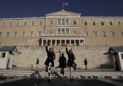 Πολιτικά συγχαρητήρια στον «χρυσό» Λευτέρη Πετρούνια