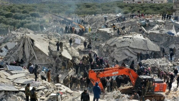 Συγκινεί βραβευμένος σεφ στην Τουρκία, έκλεισε το εστιατόριο για να βοηθήσει πληγέντες του φονικού σεισμού