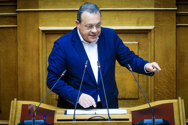 Κάλεσμα Φάμελλου σε ΠΑΣΟΚ για κατάθεση πρότασης δυσπιστίας