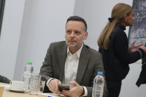 «Η Αθήνα δεν εκφοβίζεται»: Η απάντηση Δούκα στο πρωτοσέλιδο της «Δημοκρατίας»