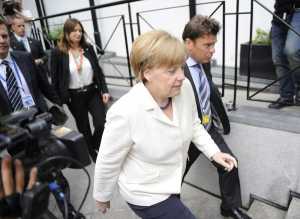 Σύνοδος Κορυφής - Μέρκελ: Χάθηκε το πιο σημαντικό νόμισμα...η εμπιστοσύνη
