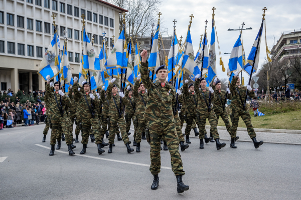 Live: Παρέλαση 25η Μαρτίου 2024 στην Αθήνα - Τι ώρα θα γίνει στρατιωτική και μαθητική