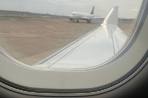 ΗΠΑ: Αεροσκάφoς της American Airlines προσέκρουσε σε φτερό άλλου στο αεροδρόμιο Ρίγκαν (Βίντεο)