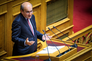 Live η συζήτηση στη Βουλή για τον προϋπολογισμό 2025 - Στο βήμα ο Κωστής Χατζηδάκης