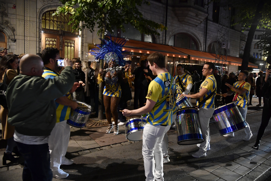 Κορονοϊός: Σαρώνει η μετάλλαξη Όμικρον, έσπασε κι άλλο ρεκόρ κρουσμάτων στη Σουηδία
