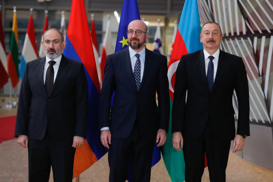 Πολεμικές συγκρούσεις Αρμενίας - Αζερμπαϊτζάν, ελάχιστες πιθανότητες για ειρηνευτική συμφωνία