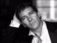 Η Θεσσαλονίκη έγινε Μαϊάμι για τη νέα ταινία του Μπαντέρας, στήνονται τα σκηνικά (βίντεο - εικόνες)