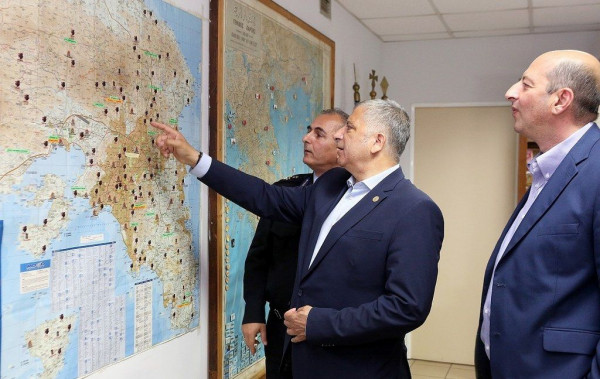 Στο Συντονιστικό Κέντρο του Πυροσβεστικού Σώματος ενόψει αντιπυρικής περιόδου ο Γιώργος Πατούλης