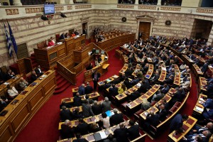 Βουλή: Απορρίφθηκε η αντισυνταγματικότητα για την τροπολογία νομιμοποίησης δαπανών για υπηρεσίες στα νοσοκομεία