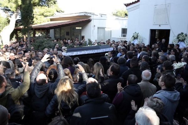 «Τελευταίο αντίο» στον Τζιμάκο από συγγενείς και φίλους