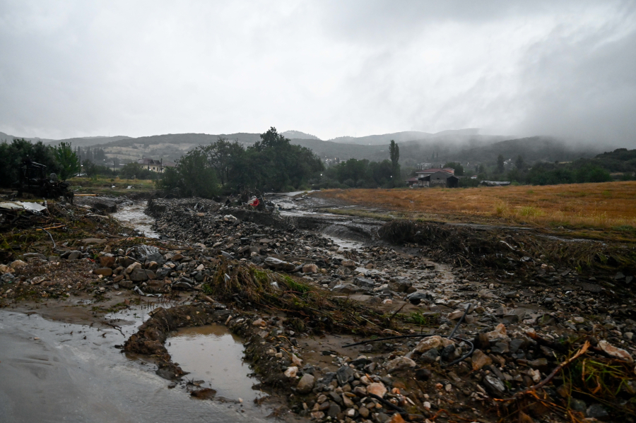 Κακοκαιρία Daniel: Αυτοί οι δρόμοι είναι κλειστοί σε Λαμία, Δομοκό και Εύβοια