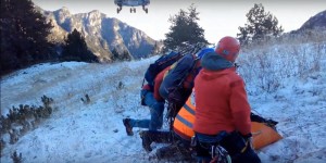 Η στιγμή της ανάσυρσης του νεκρού ορειβάτη στον Όλυμπο [βίντεο]