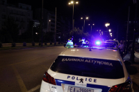 Καταδίωξη στα Καμένα Βούρλα - Ύποπτο όχημα εμβόλισε περιπολικό