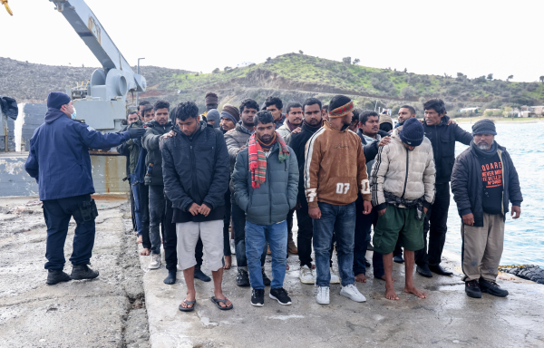 Κρήτη: Συνεχίζονται οι έρευνες για τους αγνοούμενους μετανάστες - Η «ταρίφα» των διακινητών (βίντεο)