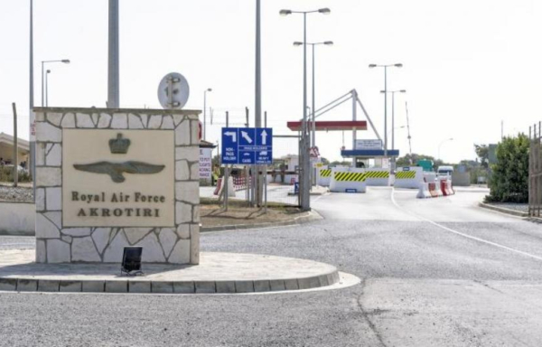 Guardian: Η πιο σοβαρή πρόκληση ασφάλειας για την Κύπρο από το 1974 - Αντιδρούν για τις βρετανικές βάσεις