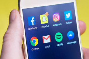 Το Facebook δημιουργεί νέα εφαρμογή μηνυμάτων - Πώς συνδέεται με το Instagram