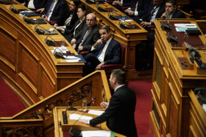 Δημοσκόπηση Metron: ΝΔ 20,9% και ΠΑΣΟΚ 9,3% - «Πολύ και αρκετά πιθανό» σε κόμμα Τσίπρα λέει το 24%