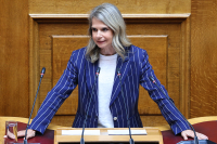Αποστολάκη: Οι πανηγυρισμοί τελειώνουν εκεί που αρχίζει η αλήθεια - Φίλος μεν Πλάτων, φιλτάτη δε η αλήθεια