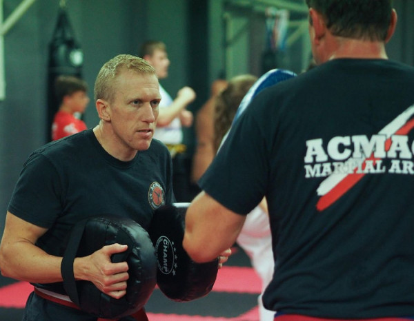 ΑΑΔΕ: Μαθήματα αυτοάμυνας για εφοριακούς, ξεκίνησαν οι προπονήσεις