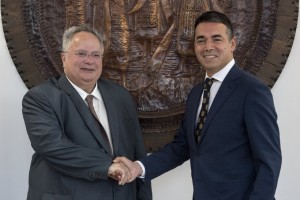 Συνεχίζει ο Ντιμιτρόφ: Είμαστε Μακεδόνες και μιλάμε Μακεδονικά