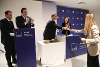 Με Πιερρακάκη η κοπή πίτας της ΑΑΔΕ - Τα συγχαρητήρια του υπουργού στον Πιτσιλή