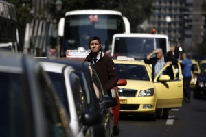 Πάνω από 50.000 κλήσεις «έκοψε» η Δημοτική Αστυνομία της Αθήνας