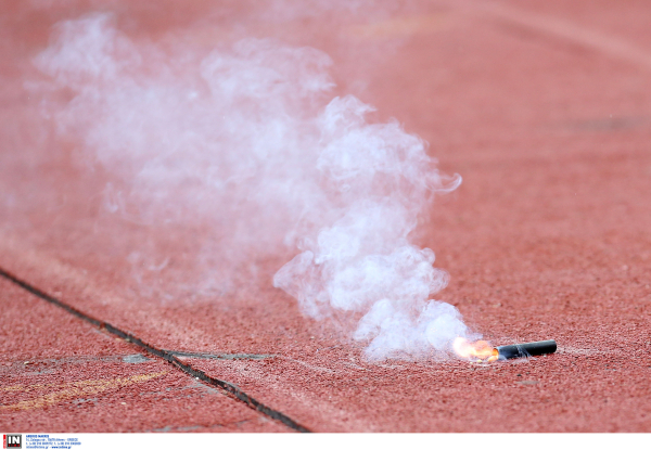 Πρόστιμο 2.500 ευρώ σε οπαδό που είχε πάνω του καπνογόνο