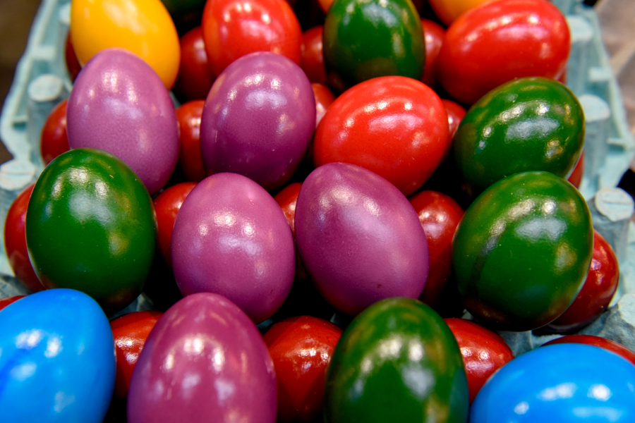 Πασχαλινά αυγά με φυσικά υλικά