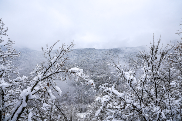 Πότε ξεκινούν τα χιόνια; Έρχεται απότομη πτώση της θερμοκρασίας