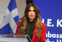 Αποκάλυψη Dnews: Η αγωγή κατά της Κίμπερλι Γκίλφοϊλ – Τα 150.000 δολάρια, οι καταγγελίες και το ηχητικό των 16 λεπτών