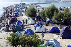 Ύπατη Αρμοστεία: Περίπου 20.000 μετανάστες βρίσκονται στα ελληνικά νησιά